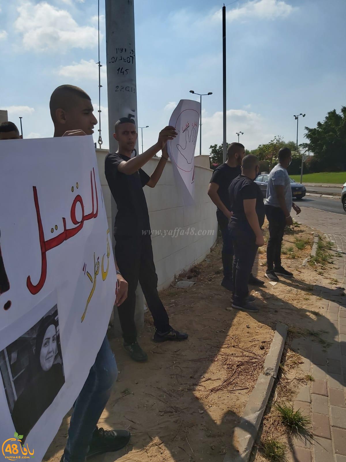 الرملة: مدرسة درور تُنظم وقفة احتجاجية ضد ظاهرة العنف والقتل 